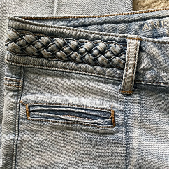 American Eagle Artist Mid-Rise Flair Jeans Size 10 - Picture 8 of 9